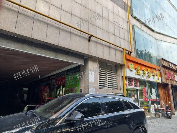 小区门口  双门头 开了两年 早餐店 只做早餐 日营业额1000多