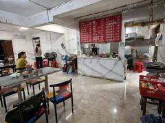 小区门口早餐店 只做早上一餐 能卖900 可查流水  楼上有幼儿园