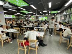 江西科技学院4W师生 400平档口招租有独立电梯