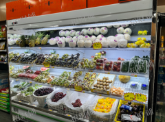 双小区出入口  双门头 生鲜店   日营业额3000~6000 有烟草证  也可空转 