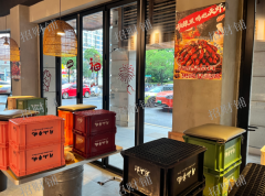 双门头 拐角烧烤店  门宽20米   日营业额一万左右 可接天然气