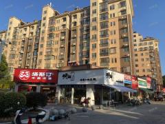 :2万多人大学后街门口 临街店转让  背靠大型小区，临近双港地铁站 