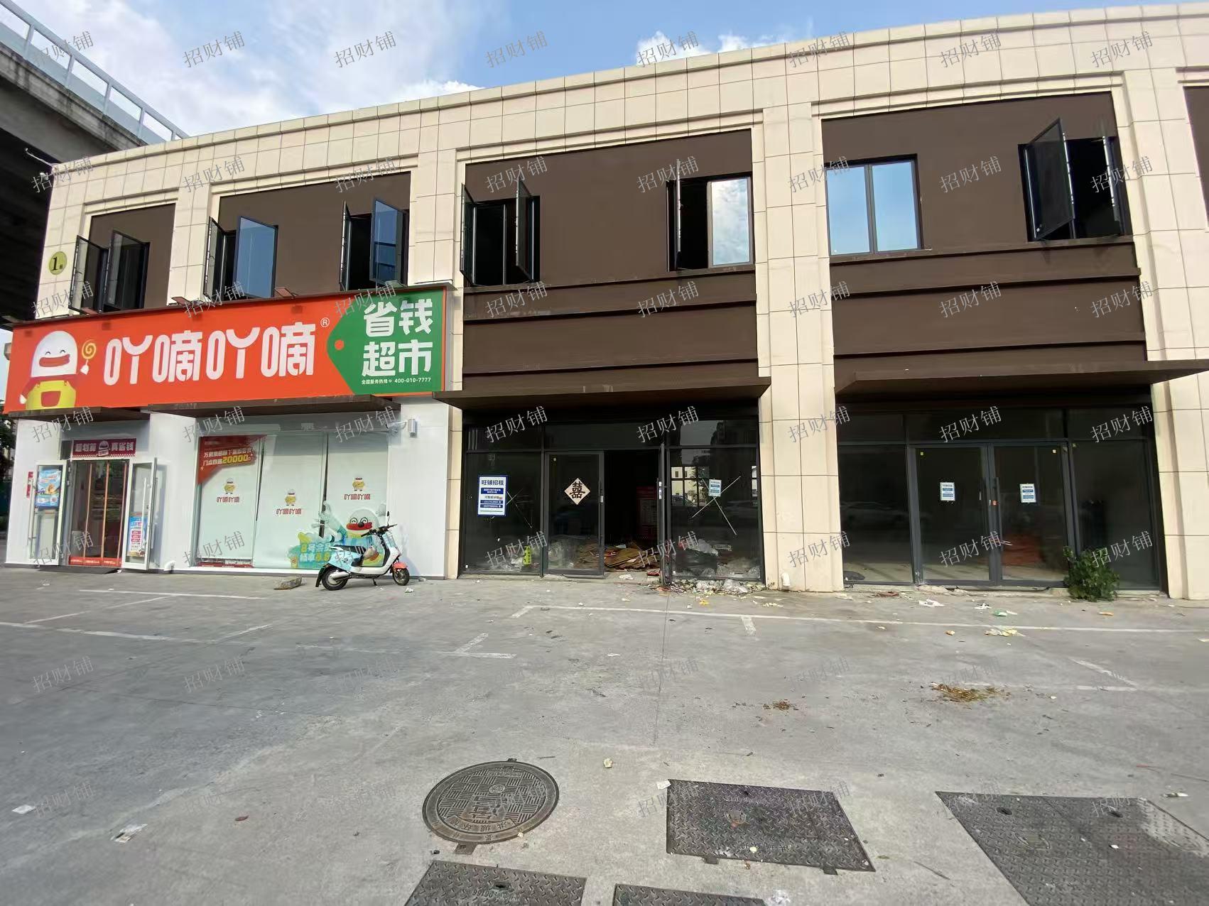 吖嘀零食旁 三门头店铺 出租，门宽18米，门口可外摆 通三相电