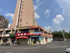 南昌西站附近转角零食店店转让 月做30多万 有烟草证可换新证