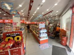 南昌西站附近转角零食店店转让 月做30多万 有烟草证可换新证