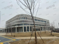 1万多人大学校内食堂还剩少量位置调整，适合做水果零售，果切，水果捞 奶茶 :汉堡，面条