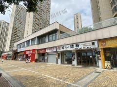 中学正大门口奶茶汉堡店转让 隔壁是吖嘀零食和蜜雪，靠近小区出入口 可整转也可空转