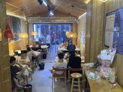 蛤蟆街美食一条街 火锅店转让 日营业额5000左右