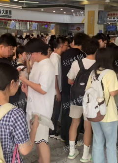 4万多人大学全新食堂少量位置调整 行业不限 通三相电 和天然气