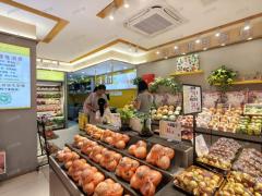 优质小区门口第二家水果店转让，开了4年，日营业额6000