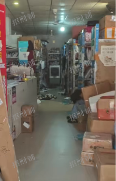 象湖成熟快递店 日寄件2000件左右 不用拉货 日寄件100件左右