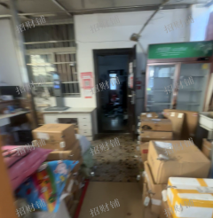 南昌大学青山湖校区大学门口 独家快递店 无人值守 店内可住人也可做饭