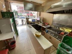 新建二中正对面 洪都大拇指隔壁店转让  楼上可住人