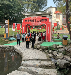 景区门口摊位出租 租金200起 行业不限 规划了30个位置